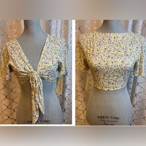 New Rewind reversible yellow spring summer top size small